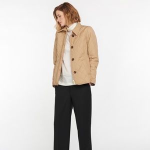 Barbour quilted jacket worn only a couple of times. Excellent condition.